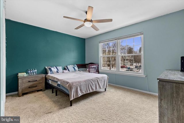 804 YORKVIEW DRIVE, Mechanicsburg, PA 17055