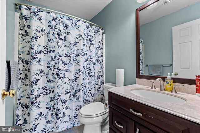 804 YORKVIEW DRIVE, Mechanicsburg, PA 17055