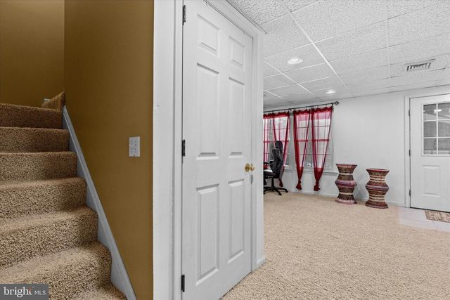 804 YORKVIEW DRIVE, Mechanicsburg, PA 17055