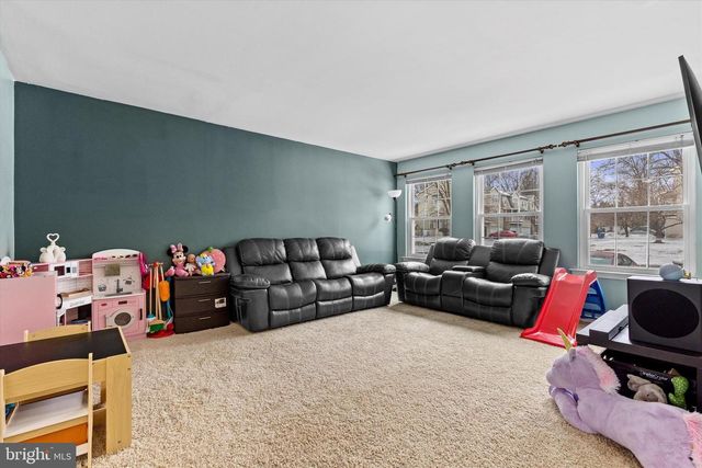 804 YORKVIEW DRIVE, Mechanicsburg, PA 17055