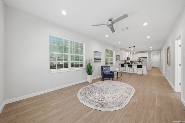 1125 DELAWARE ST, San Antonio, TX 78210