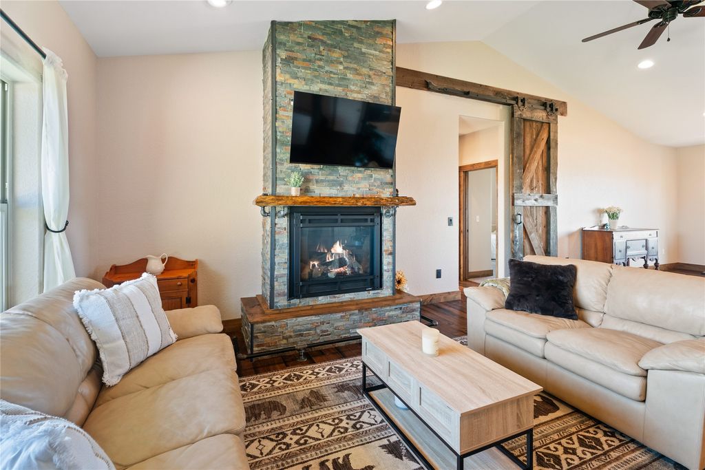 2996 Canyon Ridge Drive, East Helena, MT 59635 photo 4