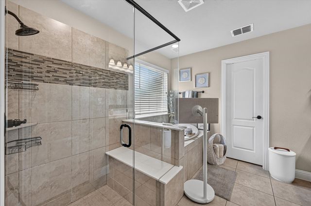 5011 Lake Park Drive, Mansfield, TX 76063