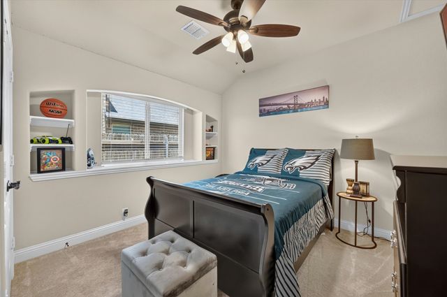 5011 Lake Park Drive, Mansfield, TX 76063