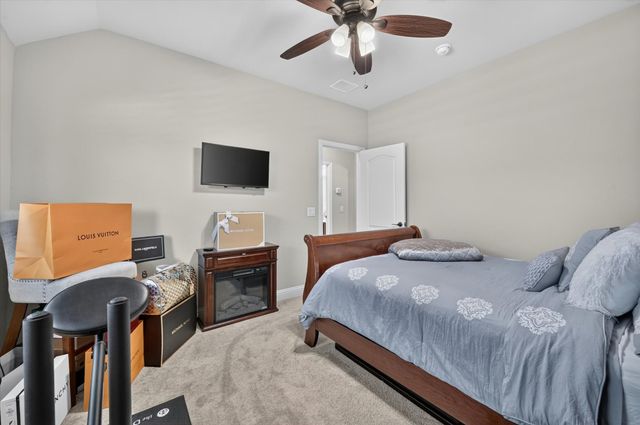 5011 Lake Park Drive, Mansfield, TX 76063