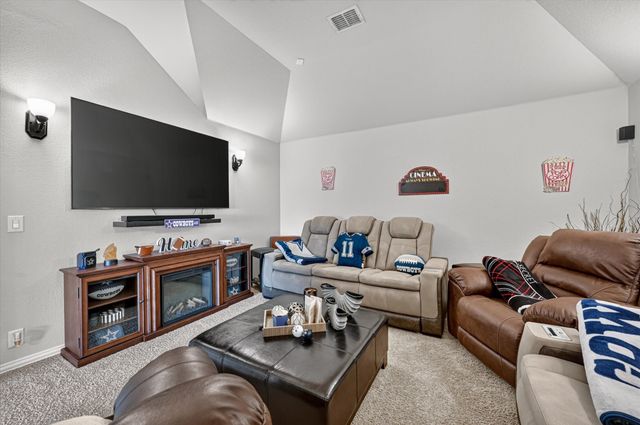 5011 Lake Park Drive, Mansfield, TX 76063