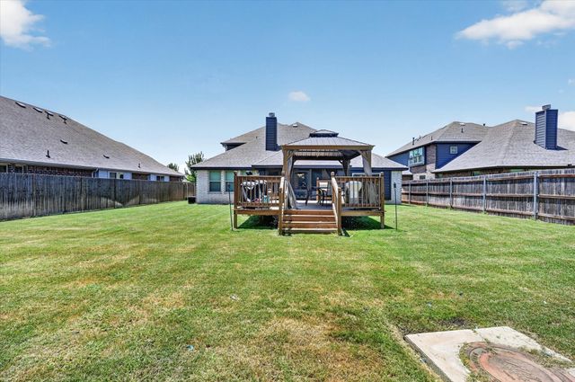 5011 Lake Park Drive, Mansfield, TX 76063