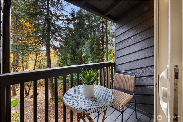 25510 SE 159th Street, Issaquah, WA 98027