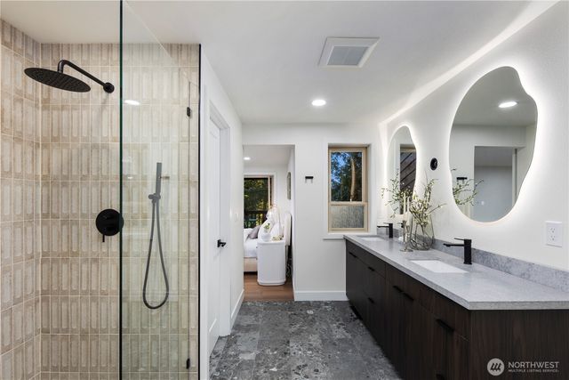 25510 SE 159th Street, Issaquah, WA 98027