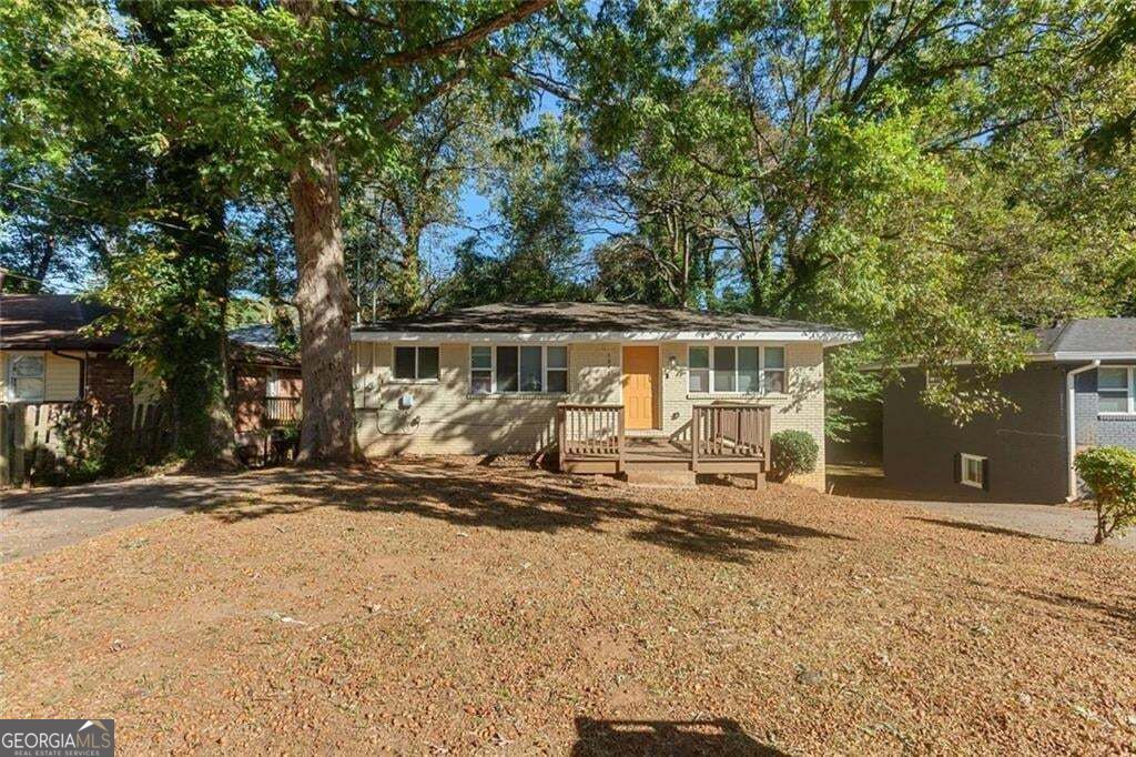 1341 Pine Avenue, Atlanta, GA 30344 — photo 2