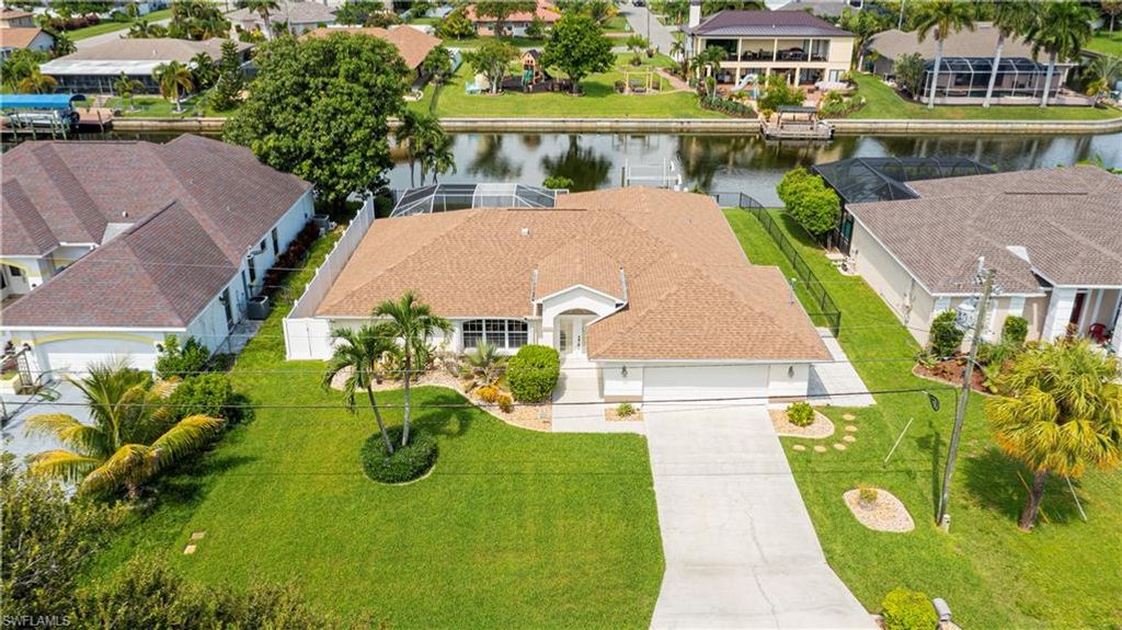 22 SE 13th AVE, CAPE CORAL, FL 33990 — photo 2