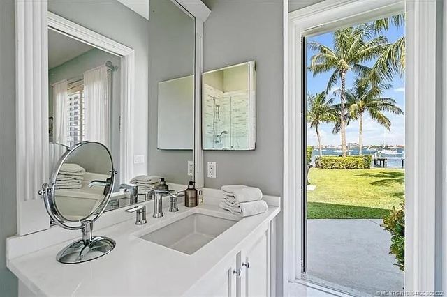2941 Lake Drive, Singer Island, FL 33404