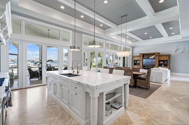 2941 Lake Drive, Singer Island, FL 33404