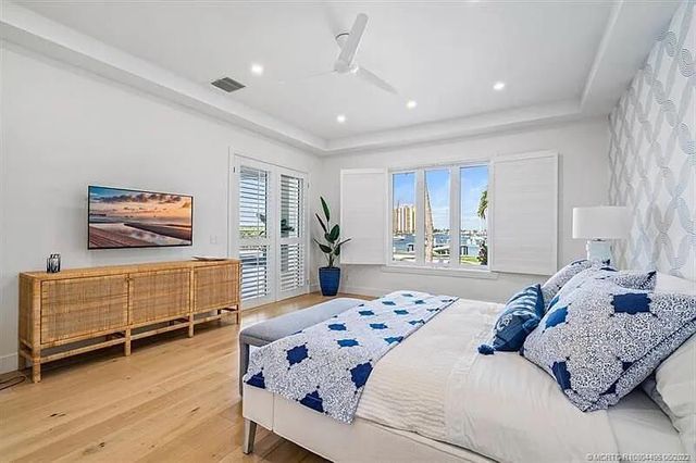 2941 Lake Drive, Singer Island, FL 33404