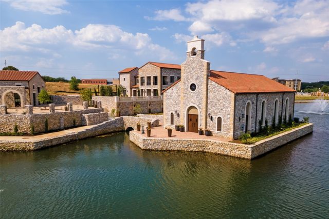 28 Castellon Drive, Westlake, TX 76262