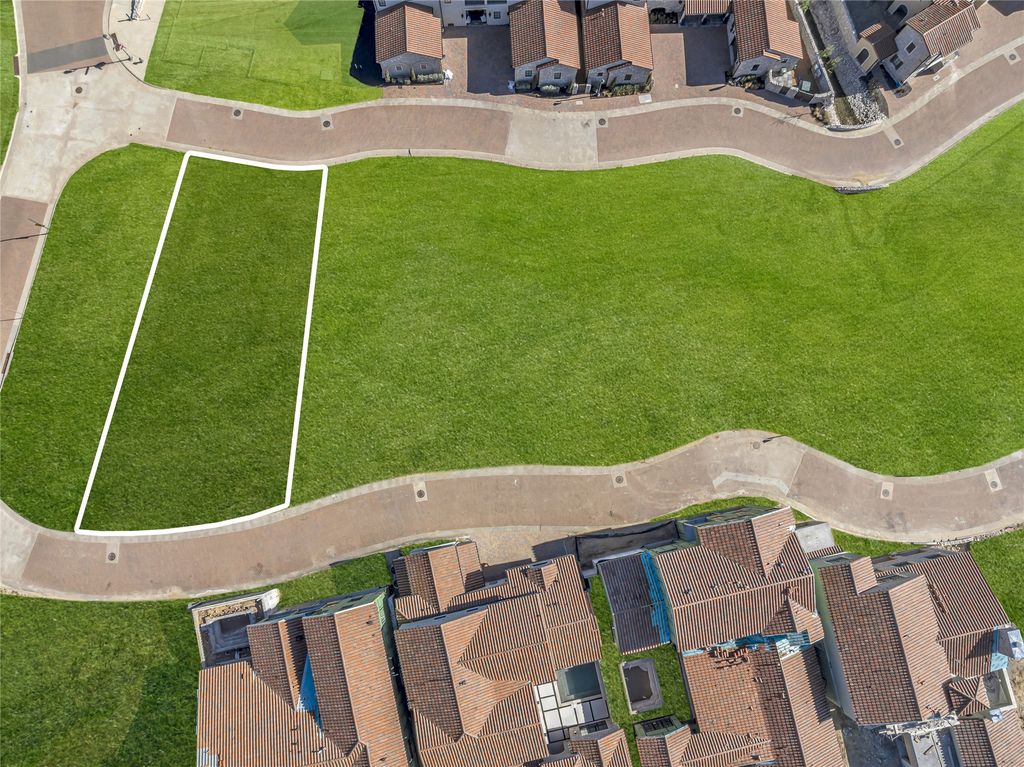 28 Castellon Drive, Westlake, TX 76262