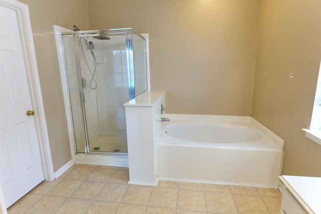 2922 Veva Drive, Pearland, TX 77584