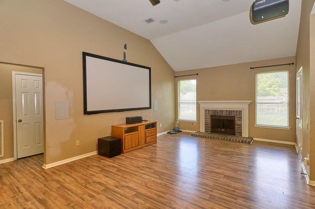 2922 Veva Drive, Pearland, TX 77584