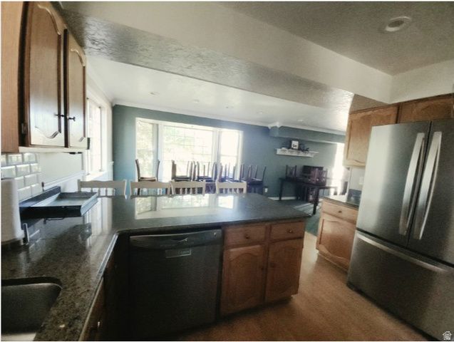 2255 E SUNSET DR, Layton, UT 84040