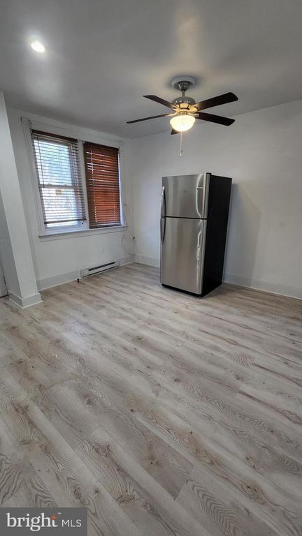 5724 N LAMBERT ST, Philadelphia, PA 19138