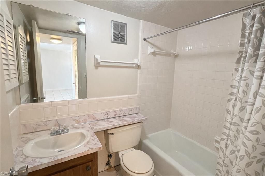 Image 10 of property listing at 3905 Del Prado BLVD S # 104, Cape Coral, FL 33904