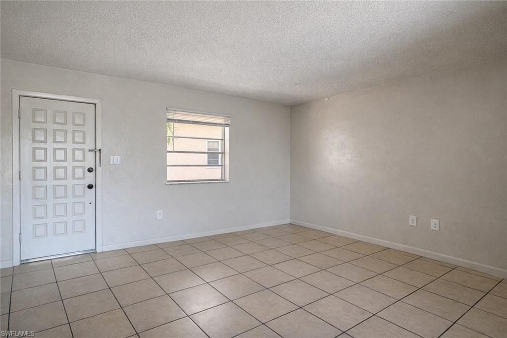Image 8 of property listing at 3905 Del Prado BLVD S # 104, Cape Coral, FL 33904