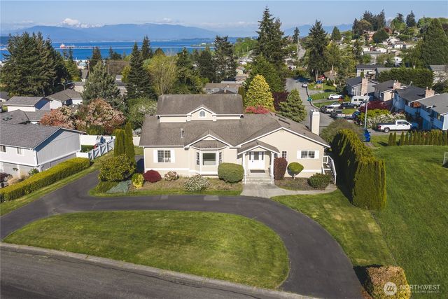 3719 N Avenue, Anacortes, WA 98221