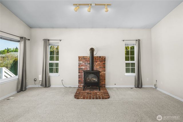 3719 N Avenue, Anacortes, WA 98221