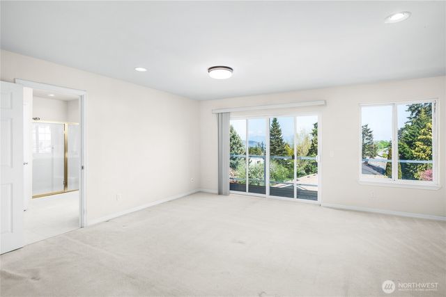 3719 N Avenue, Anacortes, WA 98221