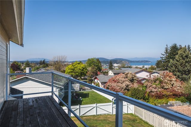 3719 N Avenue, Anacortes, WA 98221