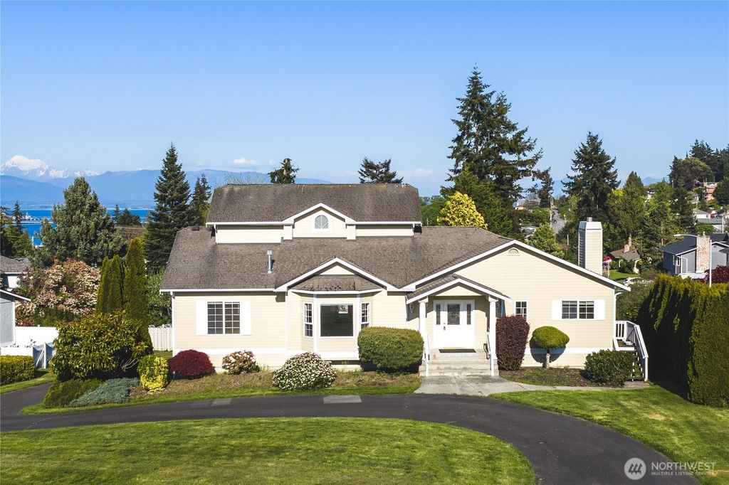 3719 N Avenue, Anacortes, WA 98221
