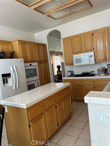 20361 Pahute, Apple Valley, CA 92308