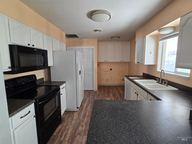 1011 S Cleveland St., Jerome, ID 83338