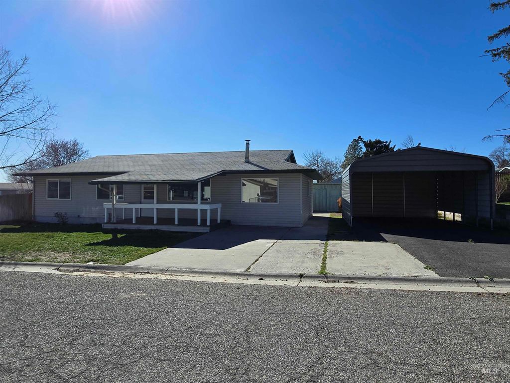 1011 S Cleveland St., Jerome, ID 83338