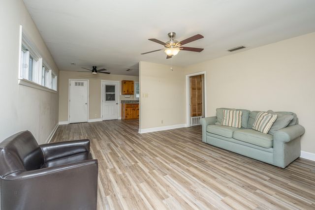 19 Aldene Avenue, Goose Creek, SC 29445