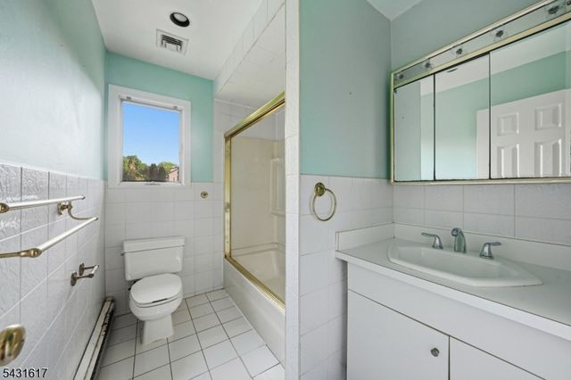 111 Deerfield Rd, Wayne Twp., NJ 07470