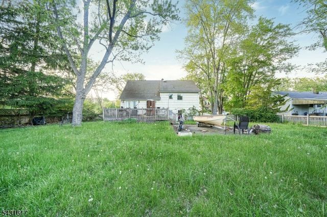 111 Deerfield Rd, Wayne Twp., NJ 07470