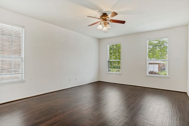 1926 Rustic Creek Drive, Garland, TX 75040