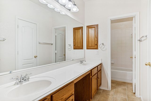 1926 Rustic Creek Drive, Garland, TX 75040