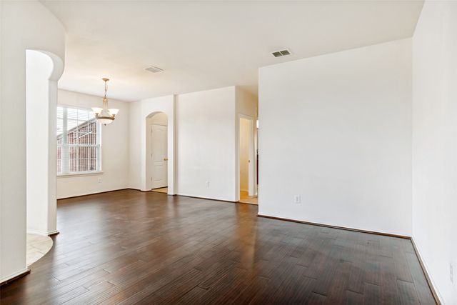 1926 Rustic Creek Drive, Garland, TX 75040