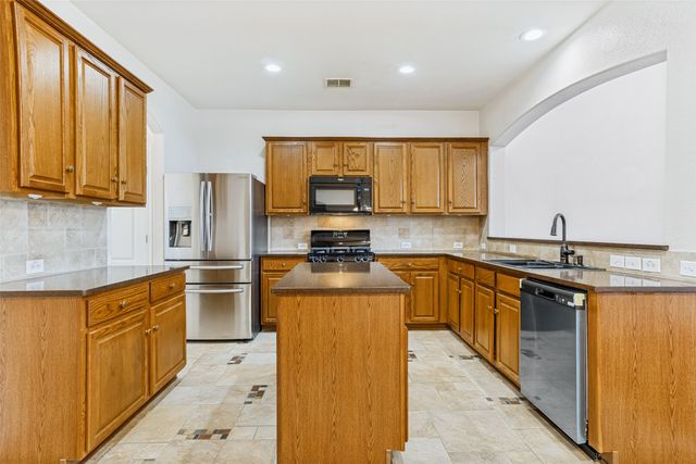 1926 Rustic Creek Drive, Garland, TX 75040