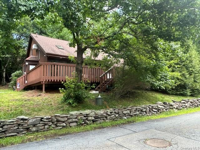 5 Lakeview Terrace, Monticello, NY 12701
