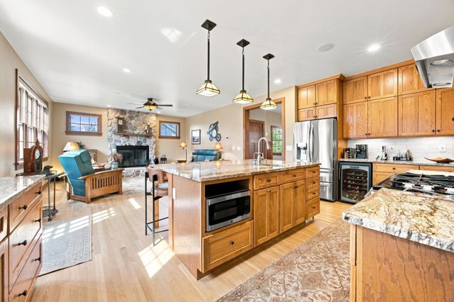 7107 Maple Lane, Horace, ND 58047
