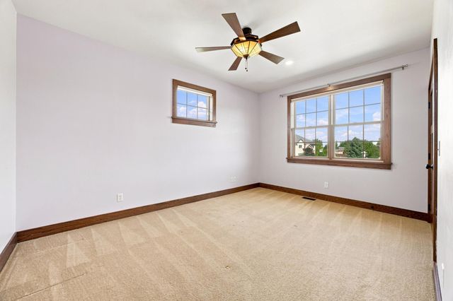 7107 Maple Lane, Horace, ND 58047
