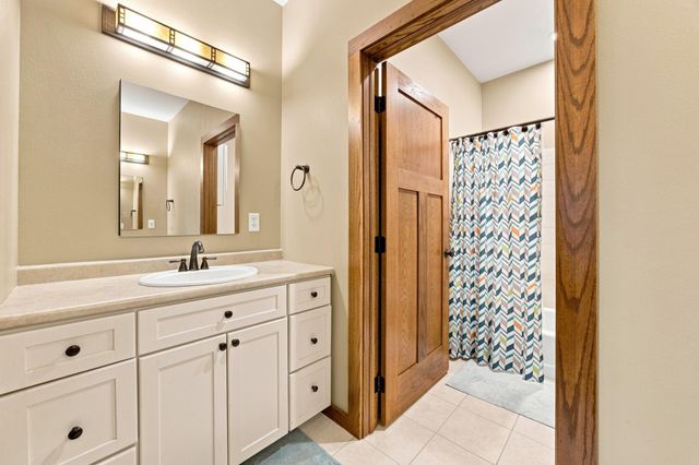 7107 Maple Lane, Horace, ND 58047
