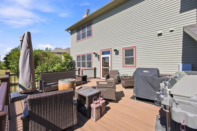7107 Maple Lane, Horace, ND 58047