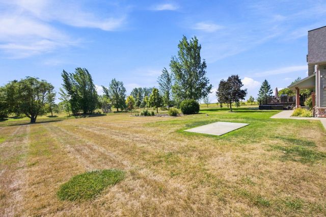 7107 Maple Lane, Horace, ND 58047