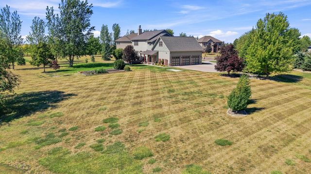 7107 Maple Lane, Horace, ND 58047