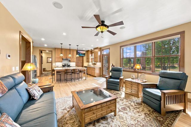 7107 Maple Lane, Horace, ND 58047