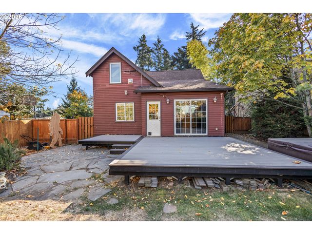 6103 Se CLATSOP St, Portland, OR 97206